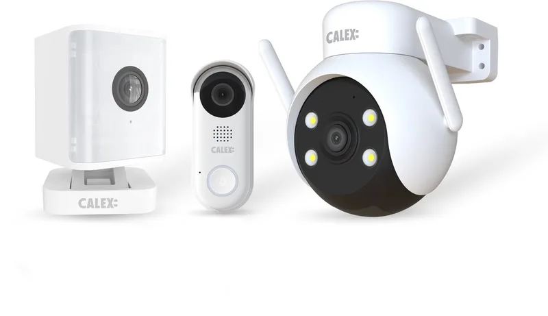 Smart Security Starter Set - 2K Video Deurbel (Full HD) - 2K PTZ Camera - Indoor Camera met Spotlight fra Calex i Hvid – produktbillede