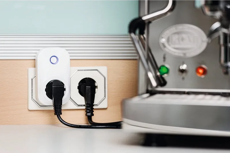 WLAN-Steckdose CONNECT-C PLUG Smart Home Steckdose, max. 2300 W, Einzelgerät Smart Plug, 1x Smart Plug für App-Steuerung und Strommessung im Innenbereich, Smart-Stecker mit Strommessung, App-Steuerung und Timerfunktion van EGLO connect in Wit – productfoto 4 van 5