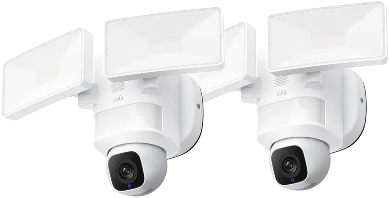 E30 Floodlight Camera 2-Pack– 360° Pan & Tilt – 2K Video – AI Detectie en Tracering – 2000 Lumen – Aangepaste Stem- en Lichtwaarschuwingen – 24/7 Opname – Geen Maandelijkse Kosten von eufy in Weiß – Produktfoto