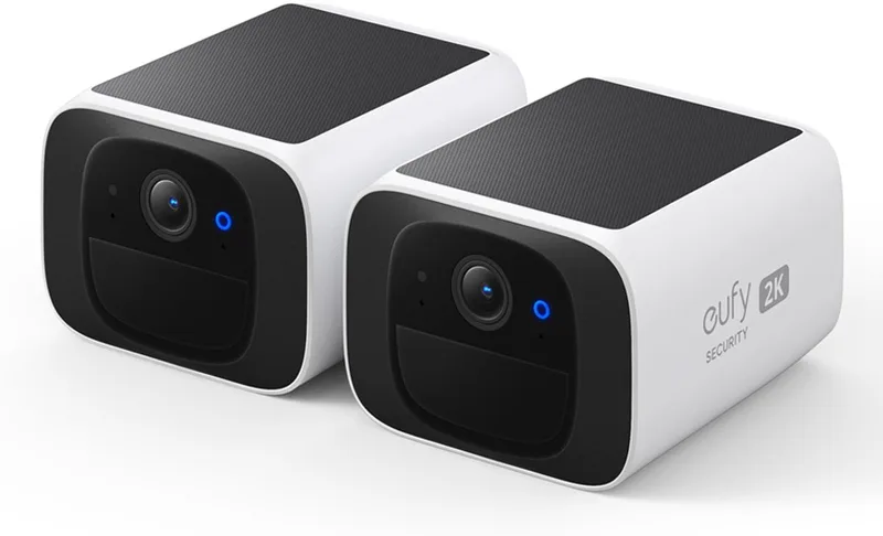 S220 SoloCam 2K Draadloze Beveiligingscamera - 2 Solar Camera's von eufy in Weiß – Produktfoto