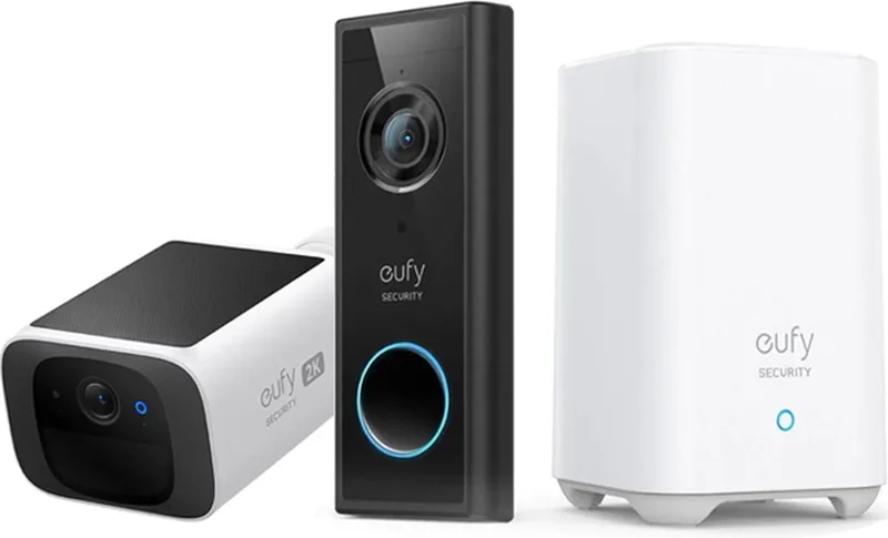 Wireless Video Doorbell 2K + eufy security S220 SoloCam - On-Device AI for Human Detection - Solar Security Camera - Wireless Outdoor Camera - Forever Power van eufy in Zwart – productfoto