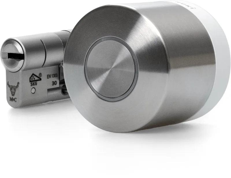 Smart Lock Ultra – Slim Deurslot met Wifi & Matter – Auto Unlock, Nachtmodus & Lock ‘n’ Go – werkt met Google, Alexa & Apple – Incl. SKG Cilinder - Cilindermaat 30/30 mm by Nuki in Zwart & Wit – product photo