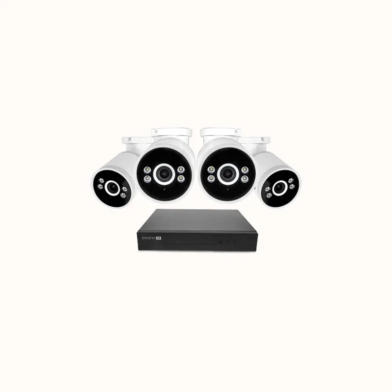 AdvancedX Series - Beveiligingscamera's - 4 Camera's - cctv camerasysteem - 1TB - geen abonnementskosten - 4K Ultra HD - Spotlight Bullet IP Cameras von Swann in Weiß – Produktfoto