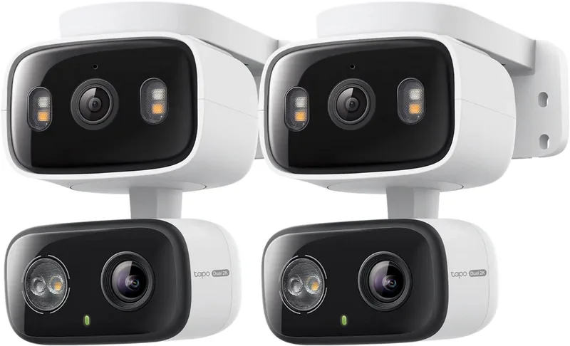 C246D Beveiligingscamera Binnen & Buiten met Dubbele Lens 2-pack - Bundelvoordeel - Dubbele 2K Lens - Overzicht & Close-up Tegelijk - Slimme Tracking - Kleur Nachtzicht met Spotlights - IP65 Weerbestendig - 10,8x Zoom - Huildetectie fra TP-Link i 2k 3mp – produktbillede