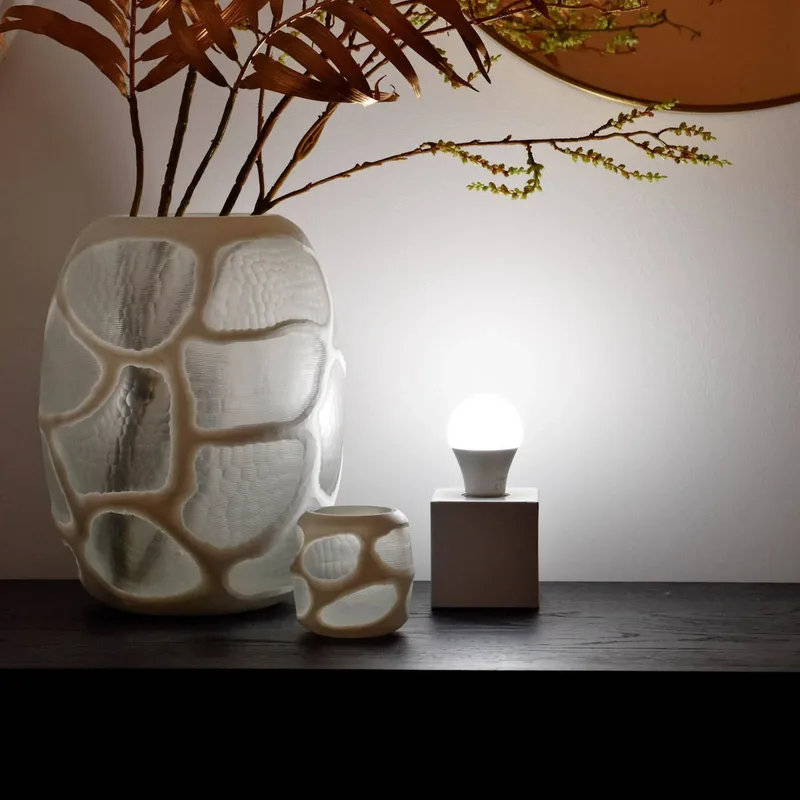 Smart LED-pære E27 A60 9,4W CCT RGB sæt med 2 stk fra Calex – produktbillede 1 af 3