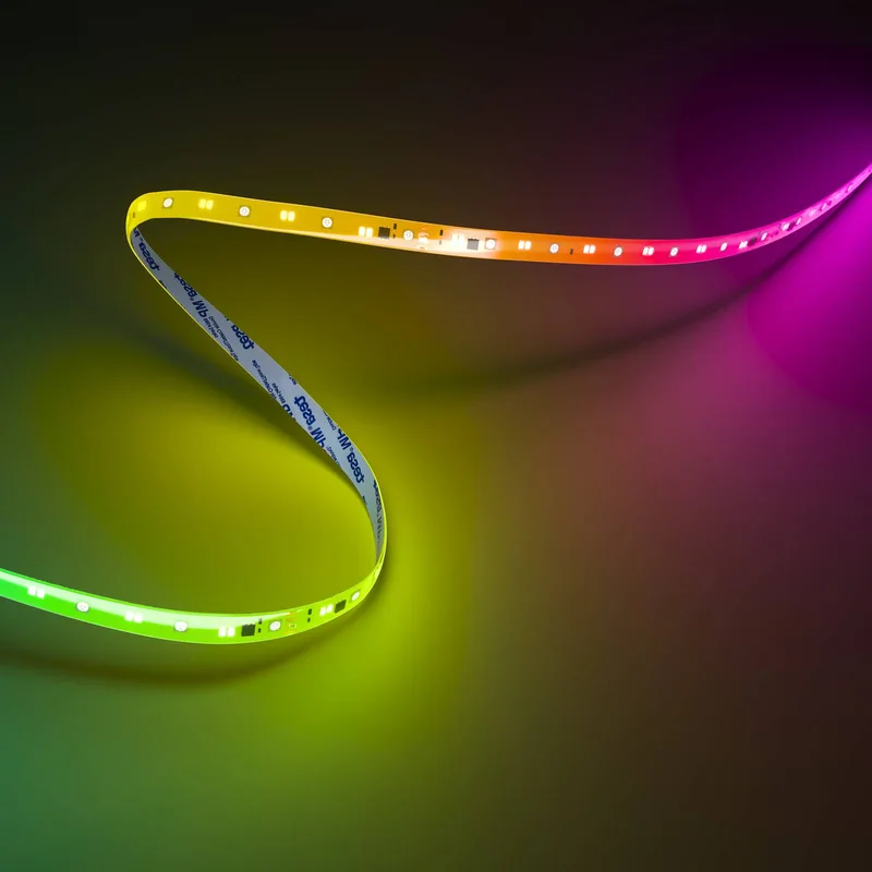 Smart LED strip, lengte 30 m, RGB, CCT-afstandsbediening van Calex in Wit – productfoto 3 van 5
