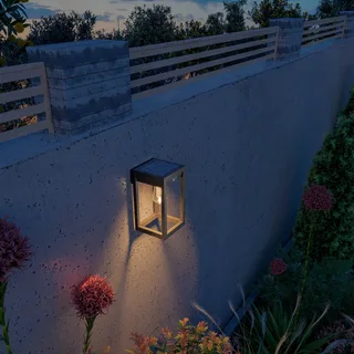 Smart Outdoor Solar Lantern, Sensor, RGBW van Calex in Zwart – productfoto 2 van 2
