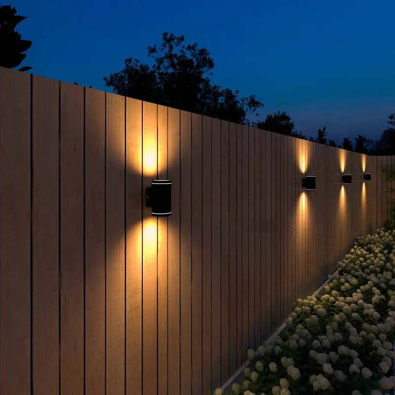 Smart Outdoor Up-/Downlight, CCT, RGB van Calex in Zwart – productfoto 2 van 3