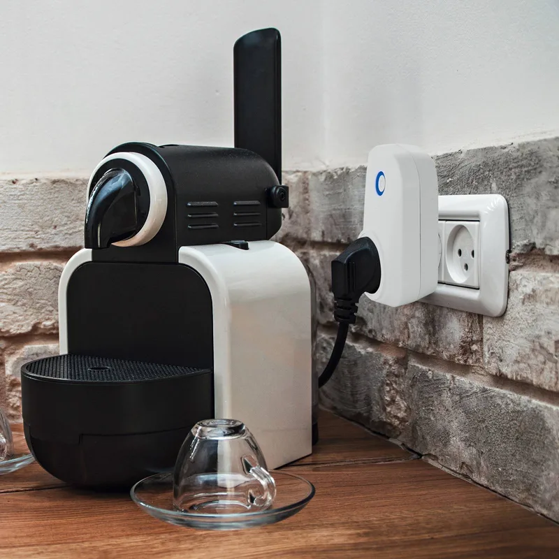 Piove-C LED buiten wandlamp van EGLO connect in Zwart, Wit – productfoto 4 van 5
