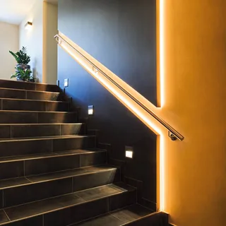 Stripe-Z CCT LED strip 2m uitbreiding van EGLO connect in Wit – productfoto 2 van 5