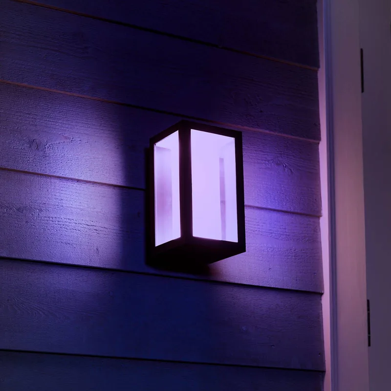 buitenwandlamp Impress, RGBW, IP44, smart van Philips Hue in Zwart, Wit – productfoto 4 van 5