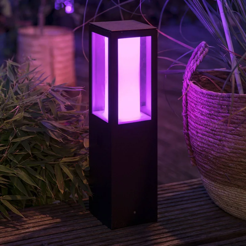Impress sokkellamp, zwart, RGBW van Philips Hue in Zwart, Wit – productfoto 3 van 5