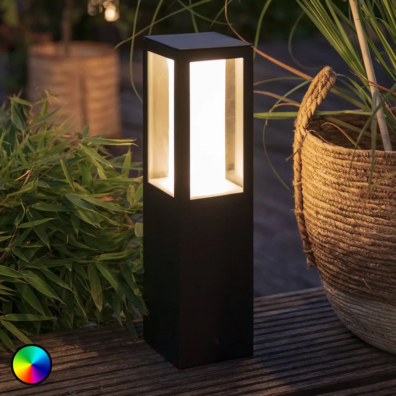 Impress sokkellamp, zwart, RGBW van Philips Hue in Zwart, Wit – productfoto 1 van 5