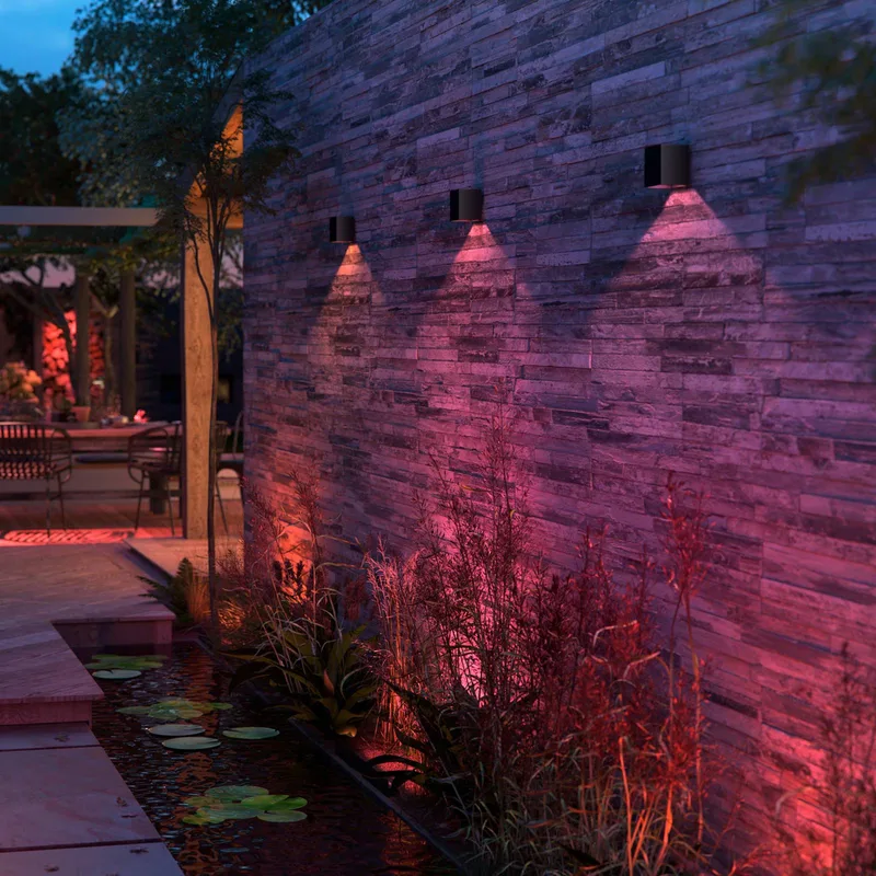 LED buiten wandlamp Resonate, RGBW, IP44 by Philips Hue in Black – product photo 3 of 5