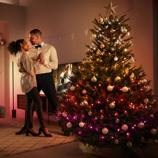 LED lichtketting, CCT RGB 20m van Philips Hue in Zwart, Wit – productfoto 1 van 5