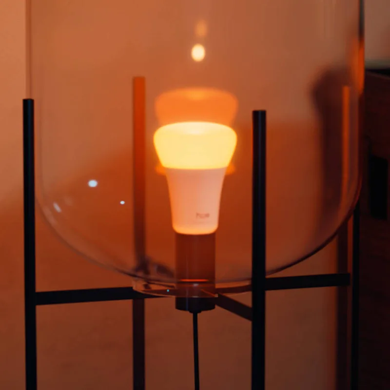 White Ambiance Smart E27 LED, 6 W, 810 lm, CCT, set van 4 från Philips Hue – produktbild 4 av 5