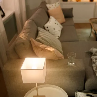 White LED druppellamp E14 5,7W 2.700K van Philips Hue in Wit – productfoto 5 van 5