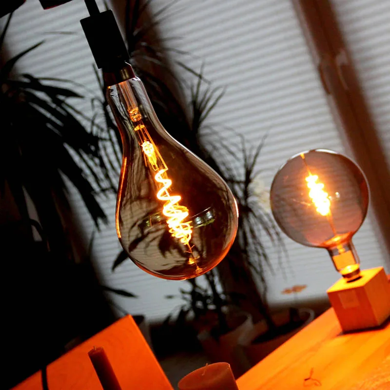 white LED bol E27 4,9 W by tint in Gold – product photo 2 of 2
