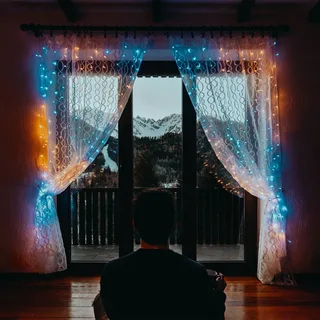 RGBW-ljusridå, 210 LED-lampor från Twinkly i Transparent – produktbild 2 av 5