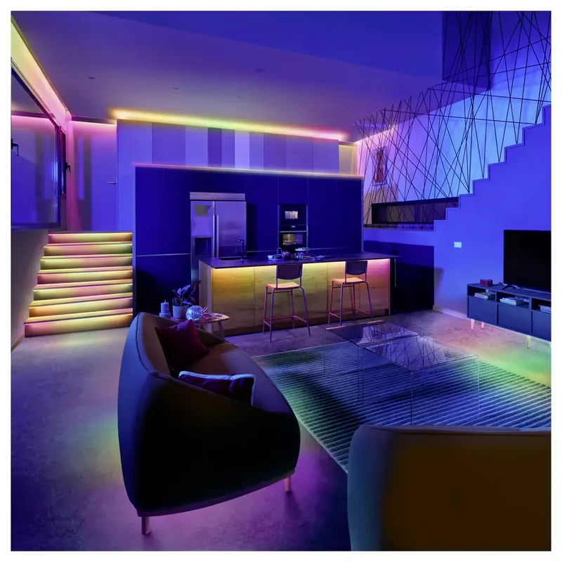 LED strip - 20 meter - RGBIC - Makkelijke installatie - Gekleurd en licht - Muzieksynchronisatie - RGBIC; meerdere kleuren tegelijk by WiZ in White – product photo 2 of 2