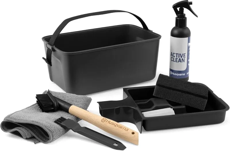 Automower Reinigings- & Onderhoudskit - Compleet Verzorgingsset met Borstels, Schroevendraaier & Spray van Husqvarna – productfoto